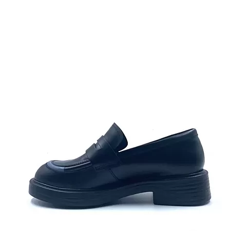 images/uploads/1434/thumb_black-loafers-gynaikeia-camper-k201687-belloccio.gr--tws.webp