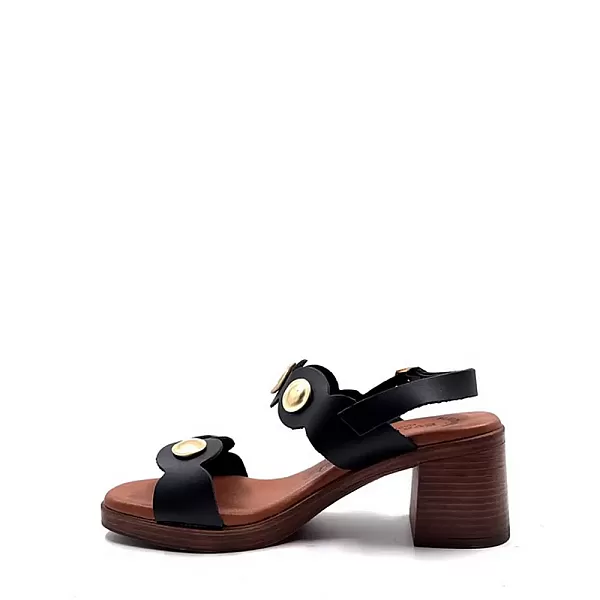 /images/uploads/1933/thumb_belloccio.gr-gynaikeia-pedila-evafrutos-negro6893.webp