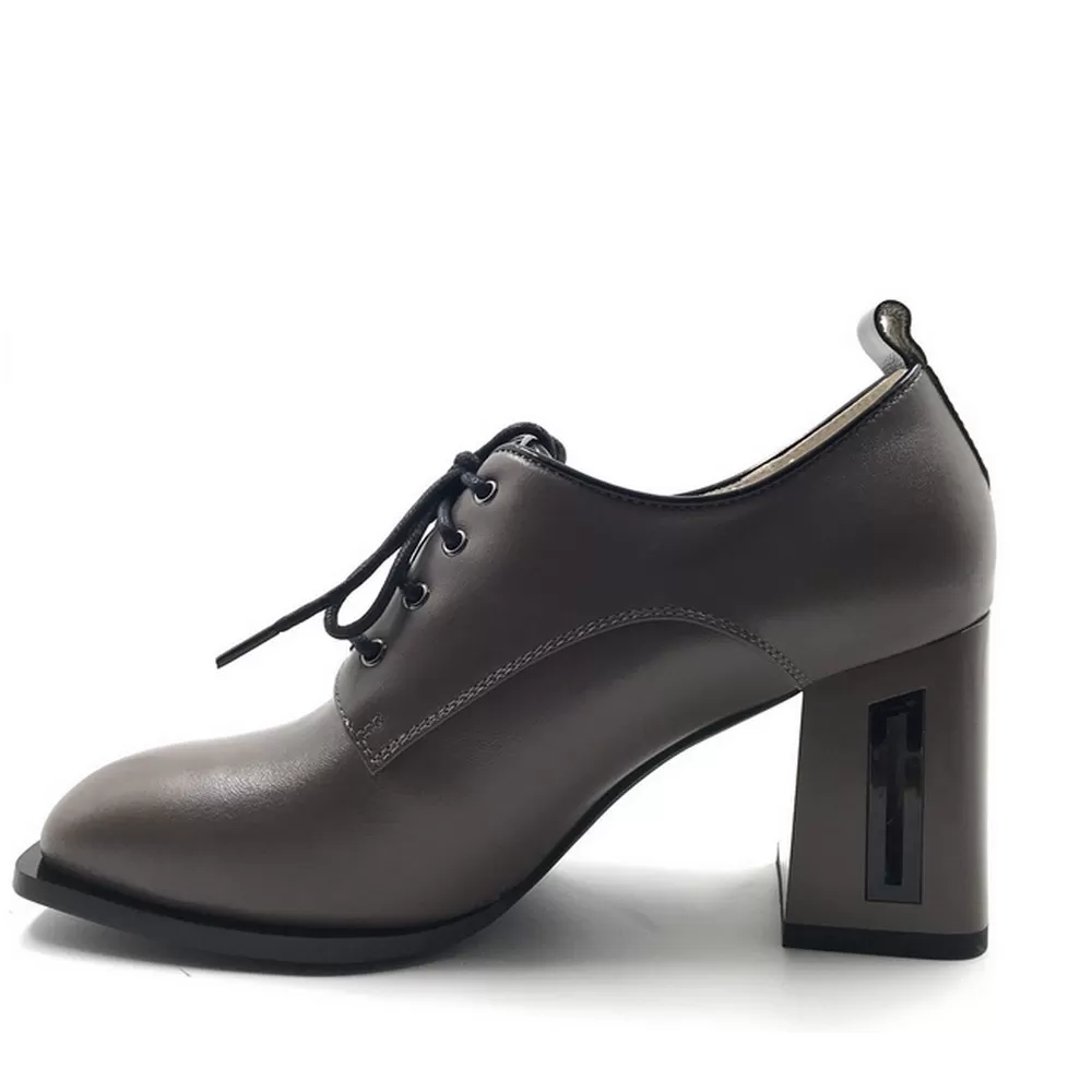 Γυναικεία Oxford AM05A1011 σε Πούρο Χρωματισμό (Τaupe)